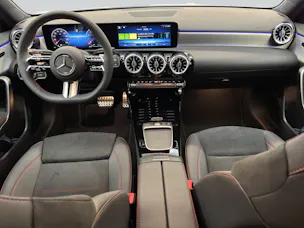 MERCEDES-BENZ A 200 Night Star 7G-DCT