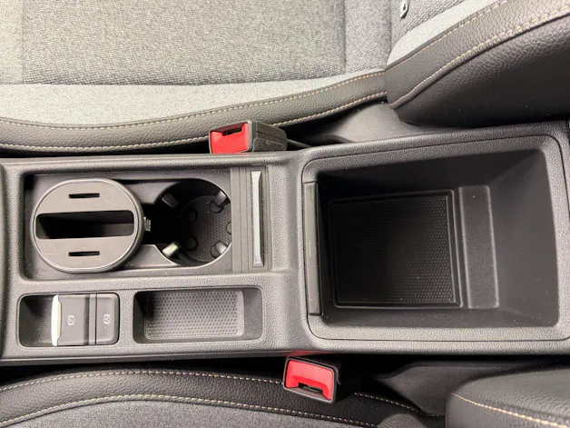 SKODA Octavia Combi 1.5 TSI mHEV 150 PS Selection ***ANHÄNGERKUPPLUNG SCHWENKBAR***