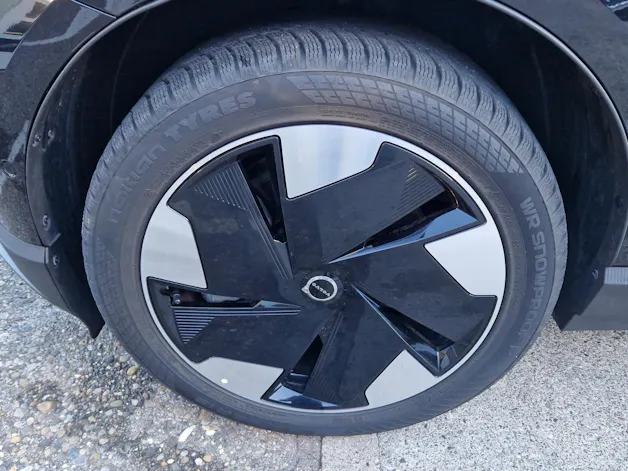 VOLVO EX30 E60 Twin Ultra Performance AWD