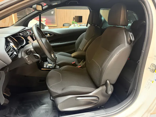 DS Automobiles DS3 1.2 PureTech So Chic
