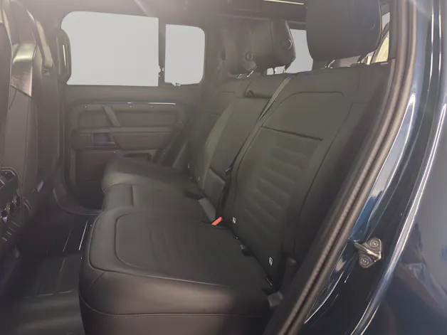 Land Rover Defender 110 4.4 V8 Octa