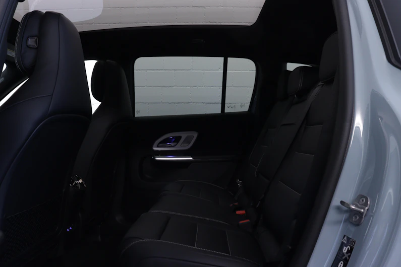 Fahrzeugbild MERCEDES-BENZ GLB 220