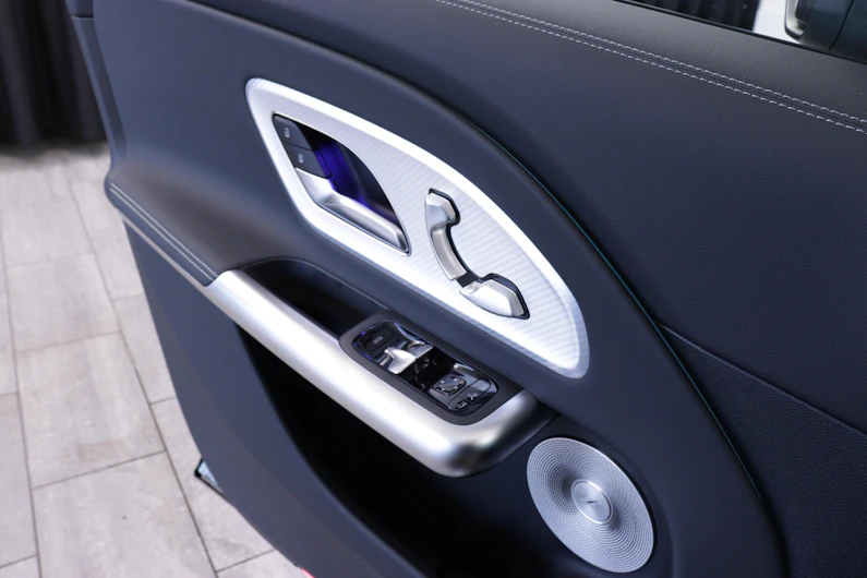Fahrzeugbild MERCEDES-BENZ GLB 220