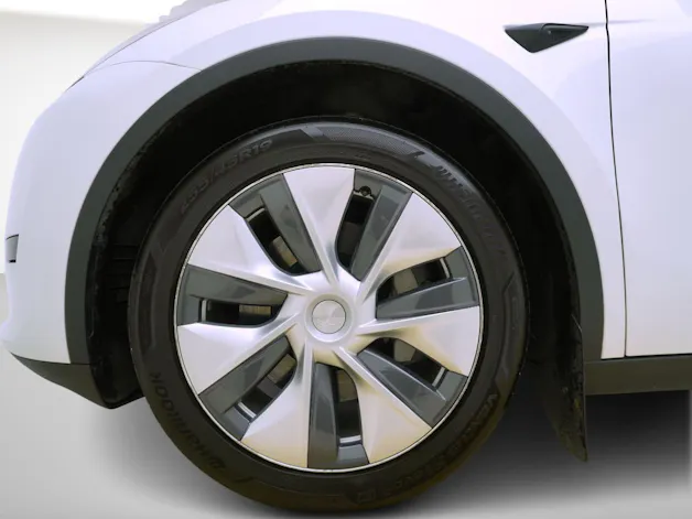 Tesla Model Y Long Range RWD