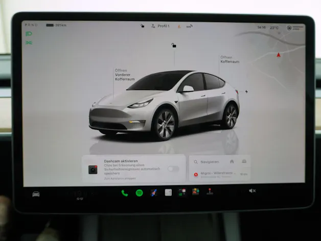 Tesla Model Y Long Range RWD