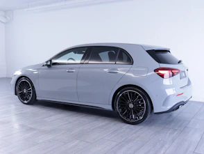 Fahrzeugbild MERCEDES-BENZ A-Klasse A 200 Night Star AMG Line