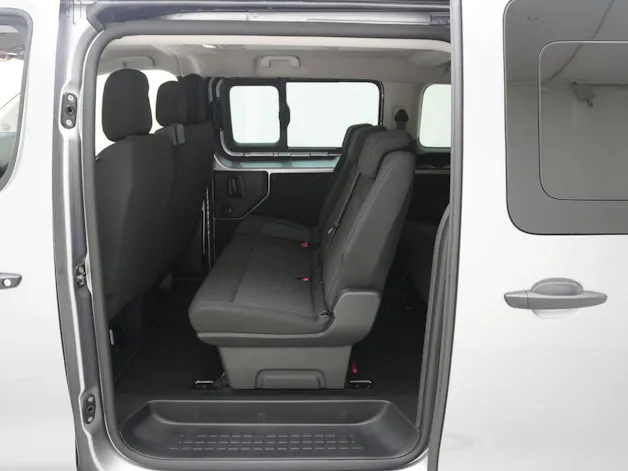 OPEL Vivaro XL 2.2 9Plätzer