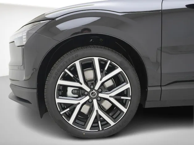 VOLVO EX 30 Twin Ultra Performance Black Edition AWD