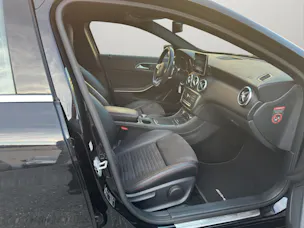 MERCEDES-BENZ Classe A W176 A 220 AMG Line 4m