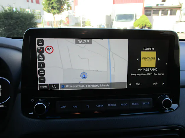 HYUNDAI Kona 1.6 T-GDi Amplia 4WD DCT
