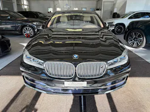 BMW 750i xDrive Steptronic | CH | Leder Beige | Night Vision | FOND Entertain | TV | PURE EXCELLENCE | Standheiz. |