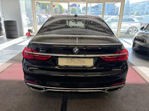 BMW 750i xDrive Steptronic | CH | Leder Beige | Night Vision | FOND Entertain | TV | PURE EXCELLENCE | Standheiz. |