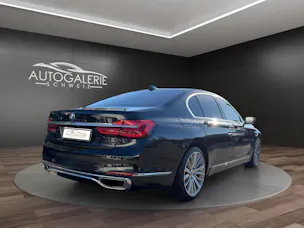 BMW 750i xDrive Steptronic | CH | Leder Beige | Night Vision | FOND Entertain | TV | PURE EXCELLENCE | Standheiz. |