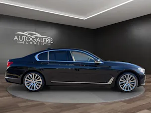 BMW 750i xDrive Steptronic | CH | Leder Beige | Night Vision | FOND Entertain | TV | PURE EXCELLENCE | Standheiz. |