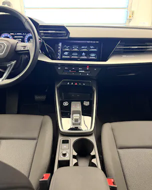 AUDI A3 Sportback 35 TFSI Attraction S-tronic