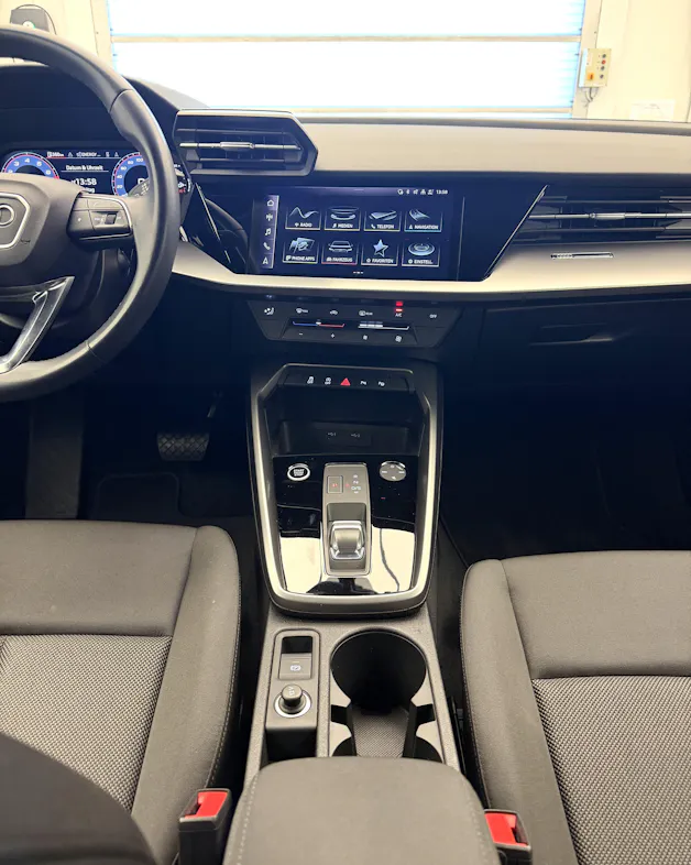 AUDI A3 Sportback 35 TFSI Attraction S-tronic