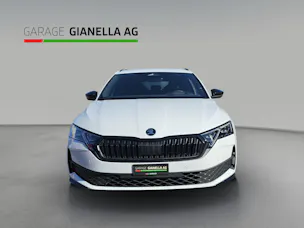 SKODA Octavia Combi 2.0 TSI DSG Dynamic 4x4