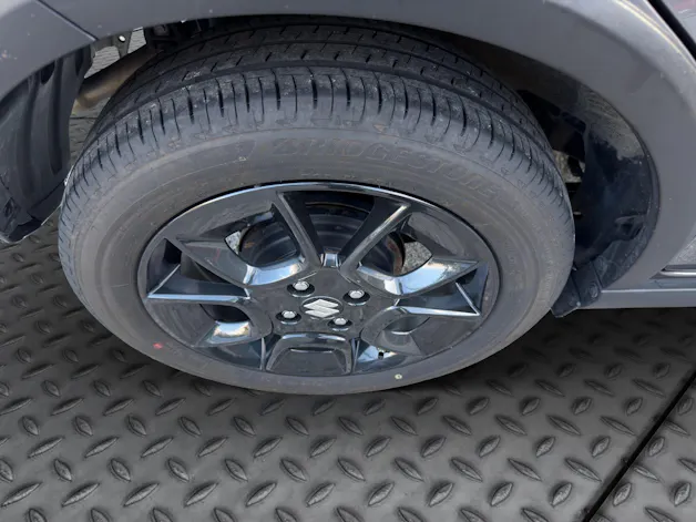 Suzuki Ignis 1.2i Piz Sulai Hybrid 4x4