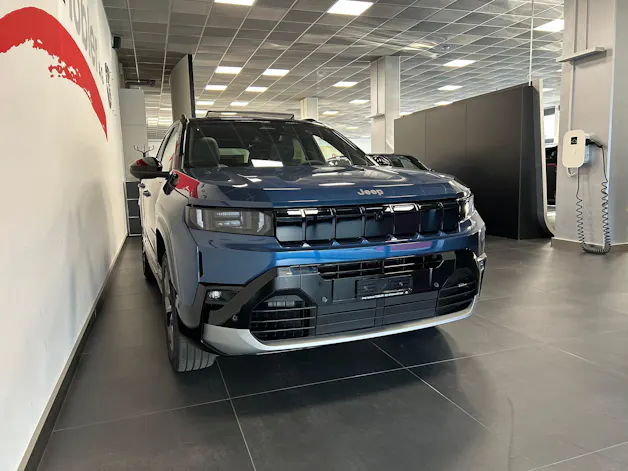 JEEP Compass 1.2 T e-Hybrid First Edition Pack Plus & SKY