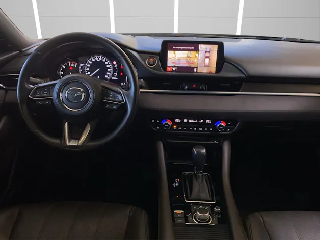 MAZDA 6 Sportwagon SKYACTIV-D 184 Revolution Allrad Automat / Signature Pack