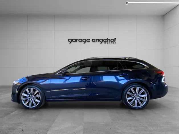 MAZDA 6 Sportwagon SKYACTIV-D 184 Revolution Allrad Automat / Signature Pack