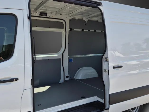 MERCEDES-BENZ Sprinter 319 CDI Standard 9G-TRONIC