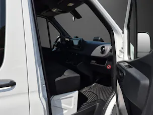 MERCEDES-BENZ Sprinter 319 CDI Standard 9G-TRONIC