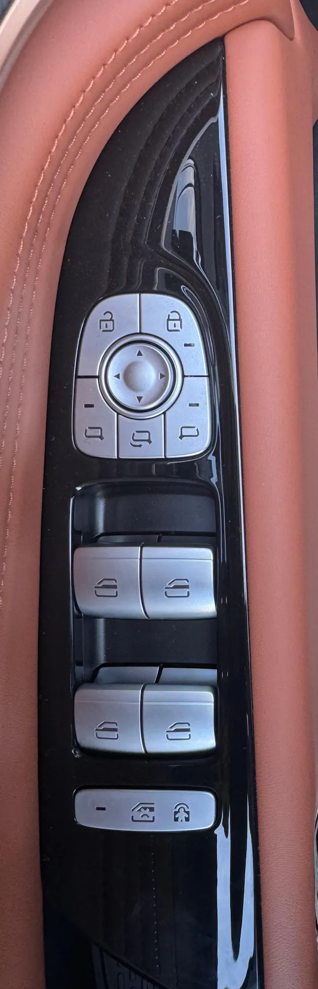 JAECOO 8 1.5TGDI SHS-P Exclusive