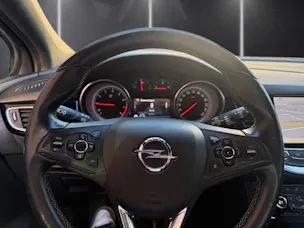 OPEL Astra 1.6i Turbo OPC Line