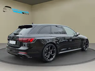 AUDI RS4 Avant 25 year edition quattro tiptronic