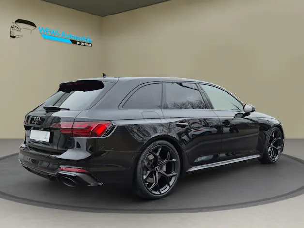 AUDI RS4 Avant 25 year edition quattro tiptronic