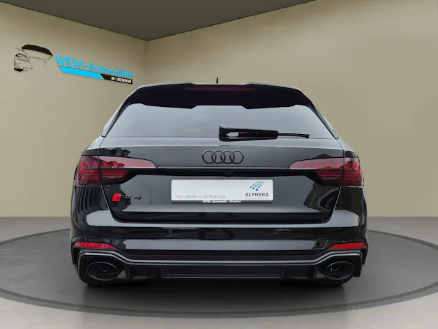 AUDI RS4 Avant 25 year edition quattro tiptronic