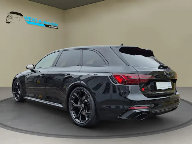 AUDI RS4 Avant 25 year edition quattro tiptronic