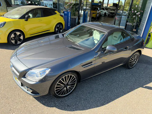 MERCEDES-BENZ SLK 200 7G-Tronic