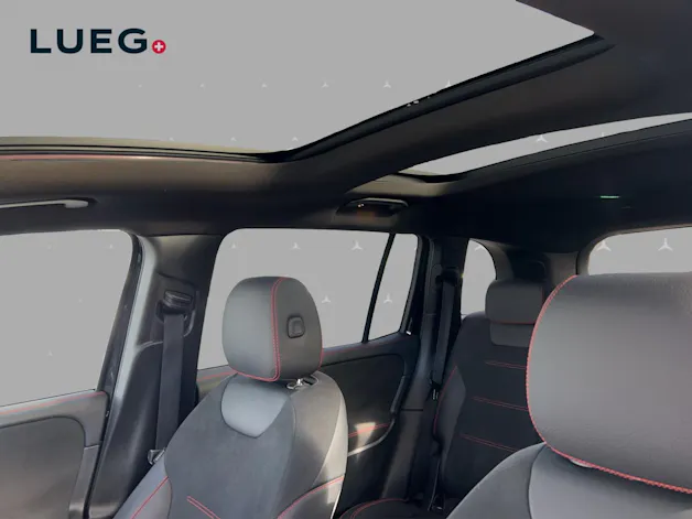 MERCEDES-BENZ GLB 250 4Matic AMG Line 8G-Tronic