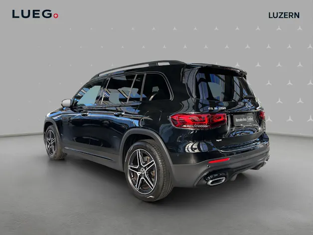 MERCEDES-BENZ GLB 250 4Matic AMG Line 8G-Tronic