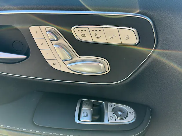 MERCEDES-BENZ V 300 d lang Exclusive 4Matic 9G-Tronic 7 Plätze