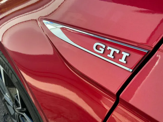 VW Polo GTI 2.0 TSI DSG *** PANORAMAGLASDACH & NAVI DISCOVER PRO ***
