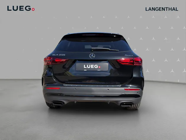 MERCEDES-BENZ GLA 250 4Matic 8G-DCT Swiss Star