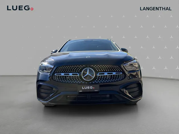 MERCEDES-BENZ GLA 250 4Matic 8G-DCT Swiss Star