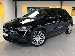 MERCEDES-BENZ GLA 200 AMG Line 7G-DCT
