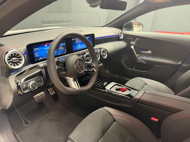 MERCEDES-BENZ CLA 250 4M - SB - AMG / DISTRONIC / Rückfahrkamera / Memory / Multibeam LED