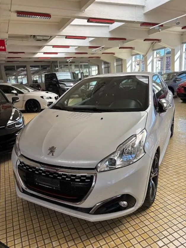 PEUGEOT 208 1.6 Turbo GTi