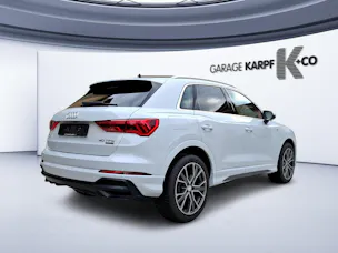 AUDI Q3 40 TFSI S line quattro S-tronic