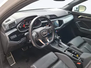 AUDI Q3 40 TFSI S line quattro S-tronic