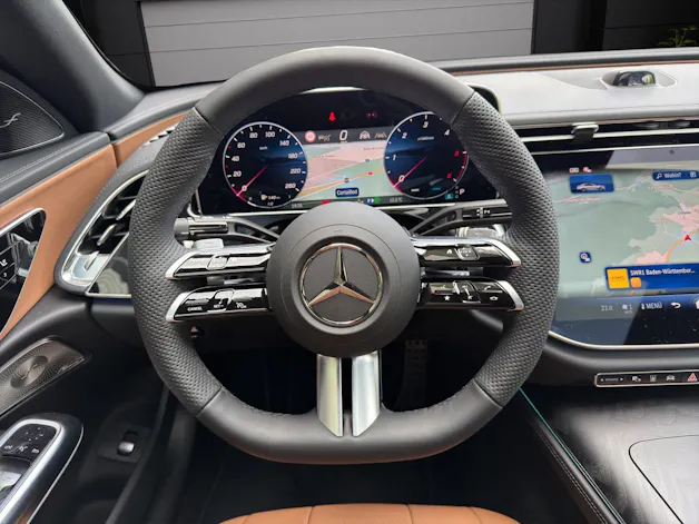 MERCEDES-BENZ E 220 d 4Matic 9G-Tronic