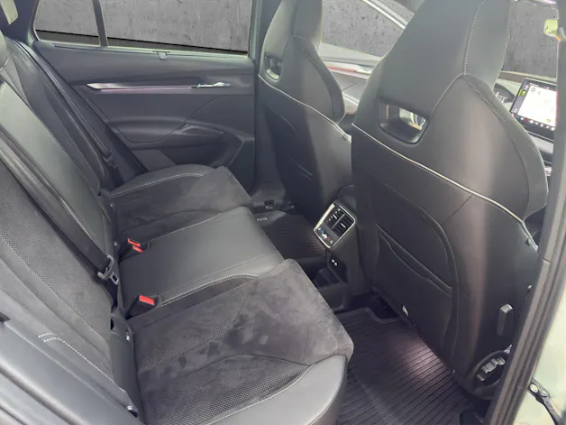 SKODA Enyaq iV 80x SportLine