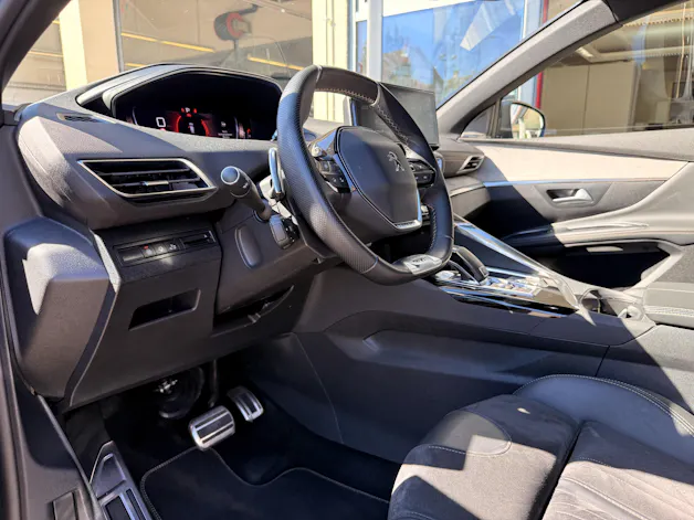 PEUGEOT 5008 1.5 BlueHDi GT Pack EAT8