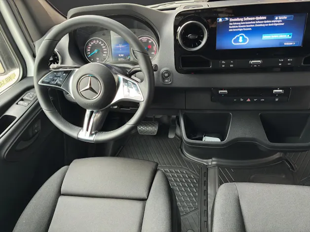 MERCEDES-BENZ eSprinter 320 81kWh Standard Hoch Worker