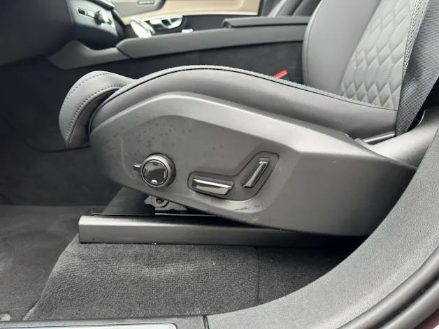 VOLVO XC90 T8 eAWD PluginHybrid Plus Dark Geartronic FACELIFT Black Edition